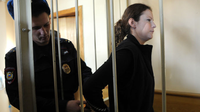 Russian Court Grants Bail To 9 Foreign Greenpeace Activists RT World News