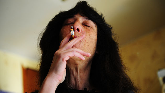 California town bans smoking in homes