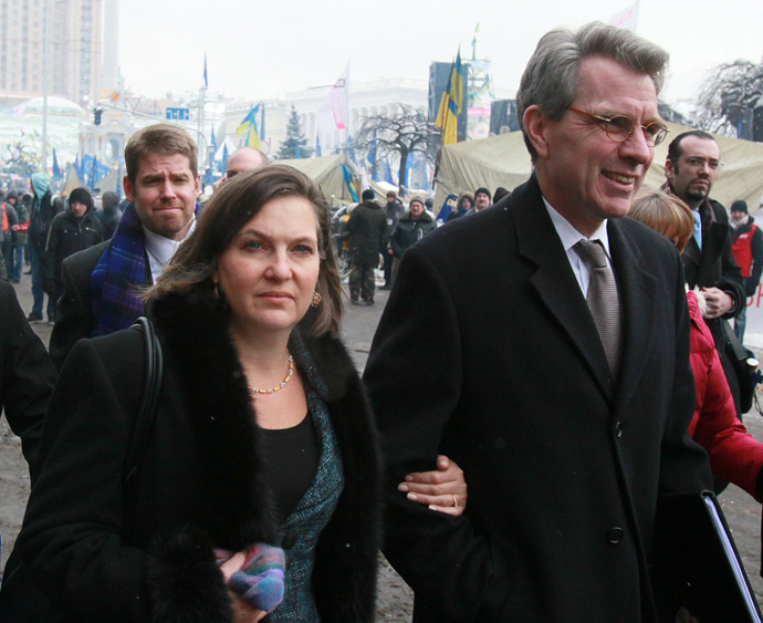 Assistant US Secretary of State Victoria Nuland and US ambassador to Ukraine Jeffrey Payette seen after meeting with the Ukrainian opposition leaders on the Nezalezhnost (Independence) square, Kiev. (RIA Novosti / Pyotr Zadorozhnyi)