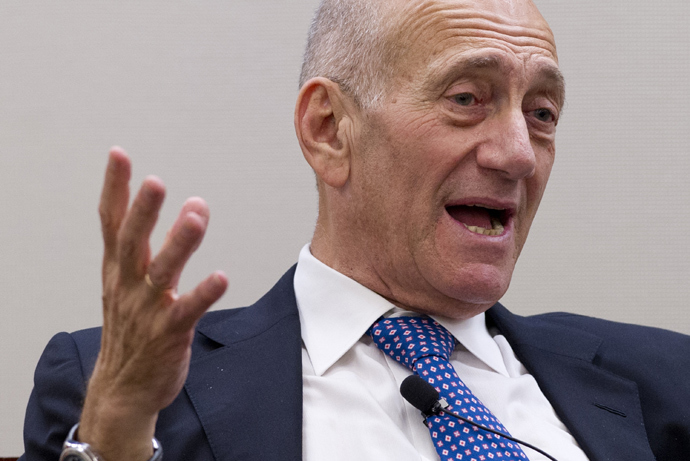 Former Israeli Prime Minister Ehud Olmert (AFP Photo / Saul Loeb)