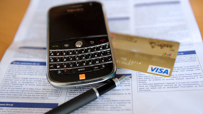 Britons to pay in checks via smartphones