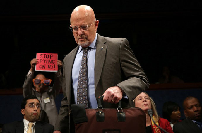 Director of National Intelligence James Clapper (AFP Photo / Alex Wong)