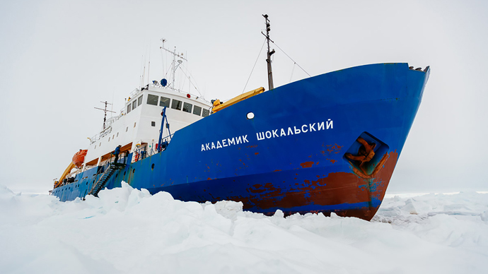 Antarctic trap: Stranded ship awaiting Australian rescue after Chinese, French turn away