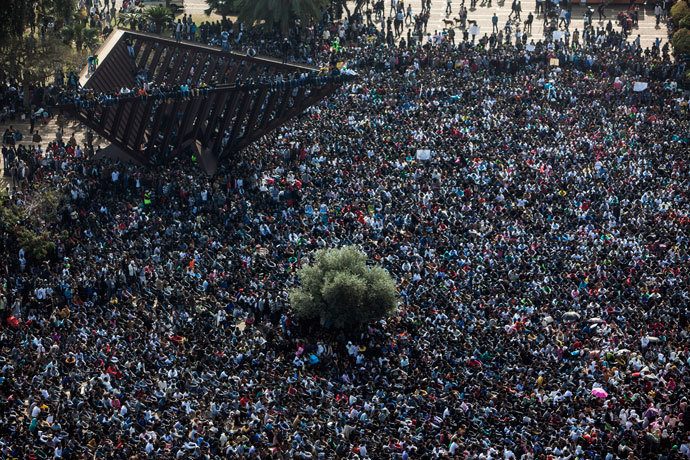 African migrants attend a protest at Rabin Square in Tel Aviv January 5, 2014.(Reuters / Nir Elias)