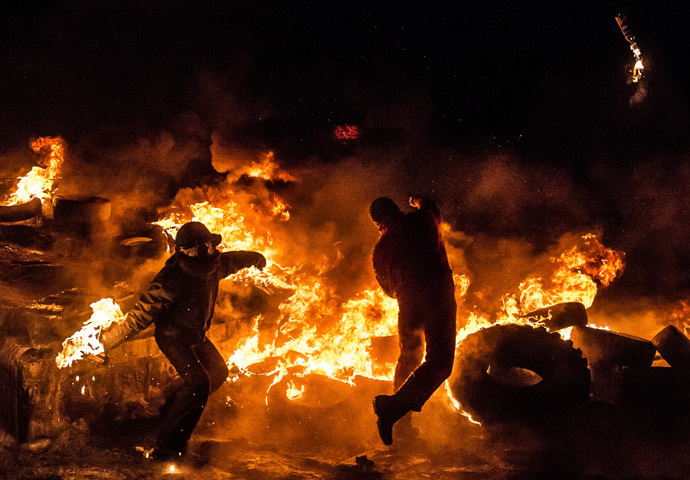 Riots in Kiev, January 25, 2014. (AFP Photo/Dmitry Serebryakov)