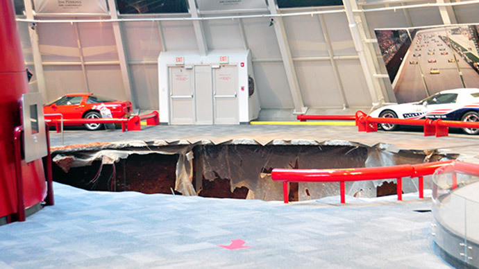 40-foot sinkhole swallows classic muscle cars at National Corvette Museum