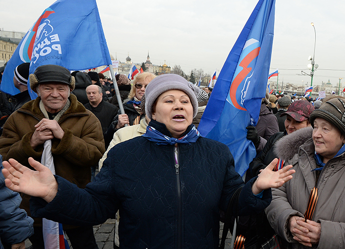 Participants in the "We Are Together" rally and concert to support the residents of the Crimea, at Vasilyevsky Slope, Moscow on March 7, 2014. (RIA Novosti / Maksim Blinov)