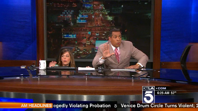 News Anchors Hide Under Studio Desk As Earthquake Hits La Video