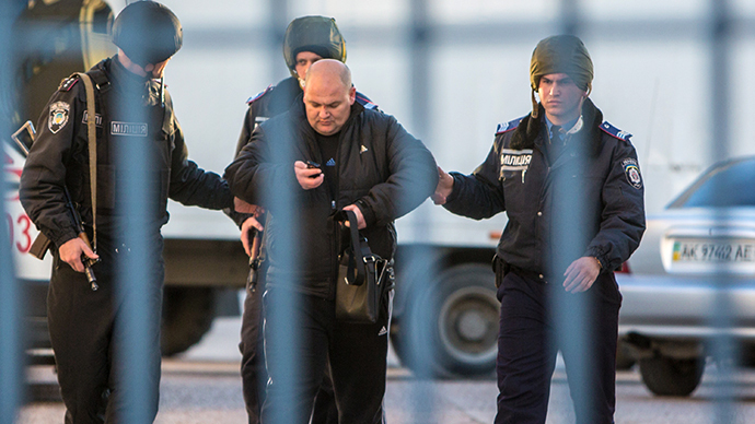 Crimea military center shooting resembles sniper fire at Kiev’s Maidan