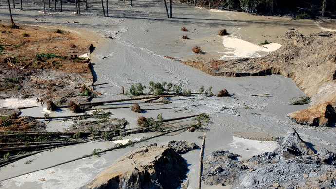 Officials confirm 100 missing, 14 dead after Washington mudslide