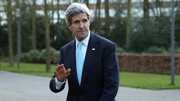 US Secretary of State John Kerry arrives in The Hague on March 24, 2014. (AFP Photo / Sean Gallup)