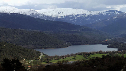 Hundreds of Verona residents rally for independence