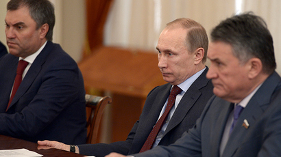 Putin signs into force more anti-extremism laws