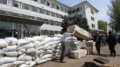 2 southeast Ukrainian regions to hold referendum May 11 as planned