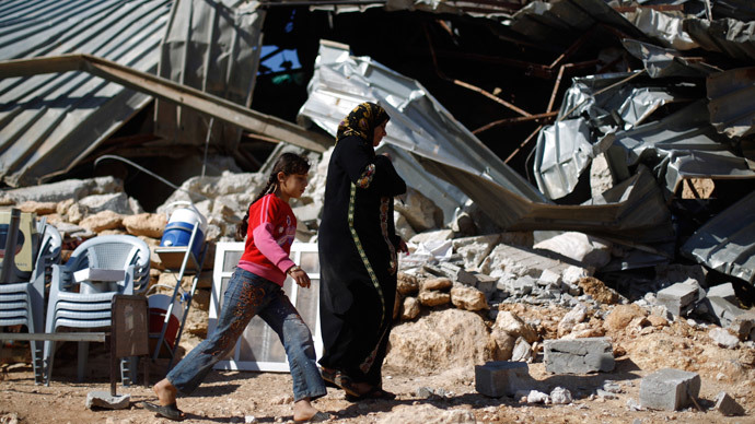 Israeli troops destroy mosque in Palestinian village