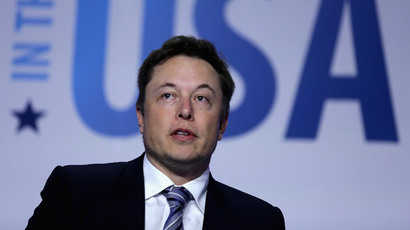 Elon Musk plans to take people to Mars within 10 years