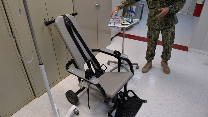Gitmo detainees fight destruction of force-feeding footage