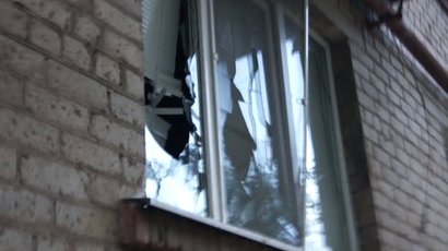 Shells hit school, kindergarten in Slavyansk amid Ukraine military op (VIDEO)