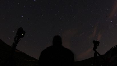 Lightning hits truck with passengers in Canada (FREAKY VIDEO LIST)