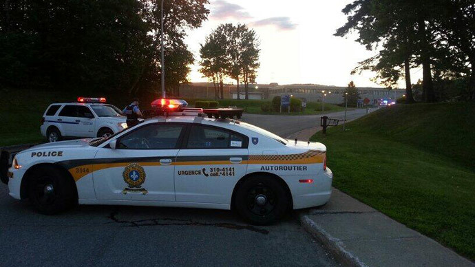 Three inmates escape Canadian prison in helicopter