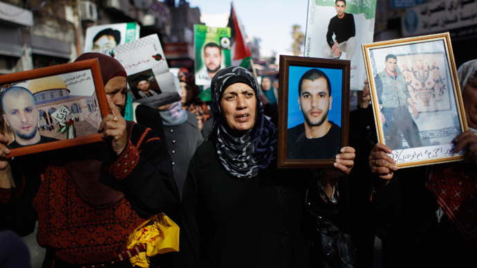 Israel pushing law to allow force-feeding of Palestinian hunger strikers