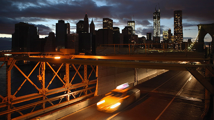 NYС officials accuse black man of being illegal cabbie for driving wife to work