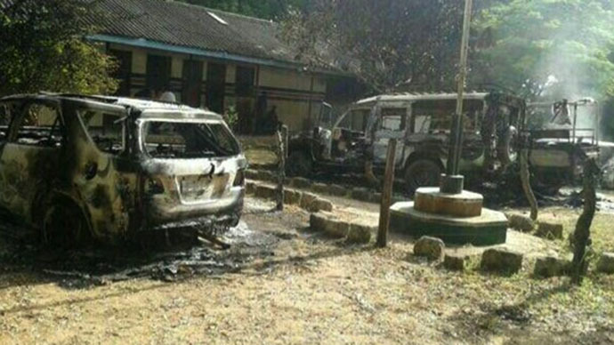 At least 50 killed as Somalia militants target hotels, bank and police station in Kenya town