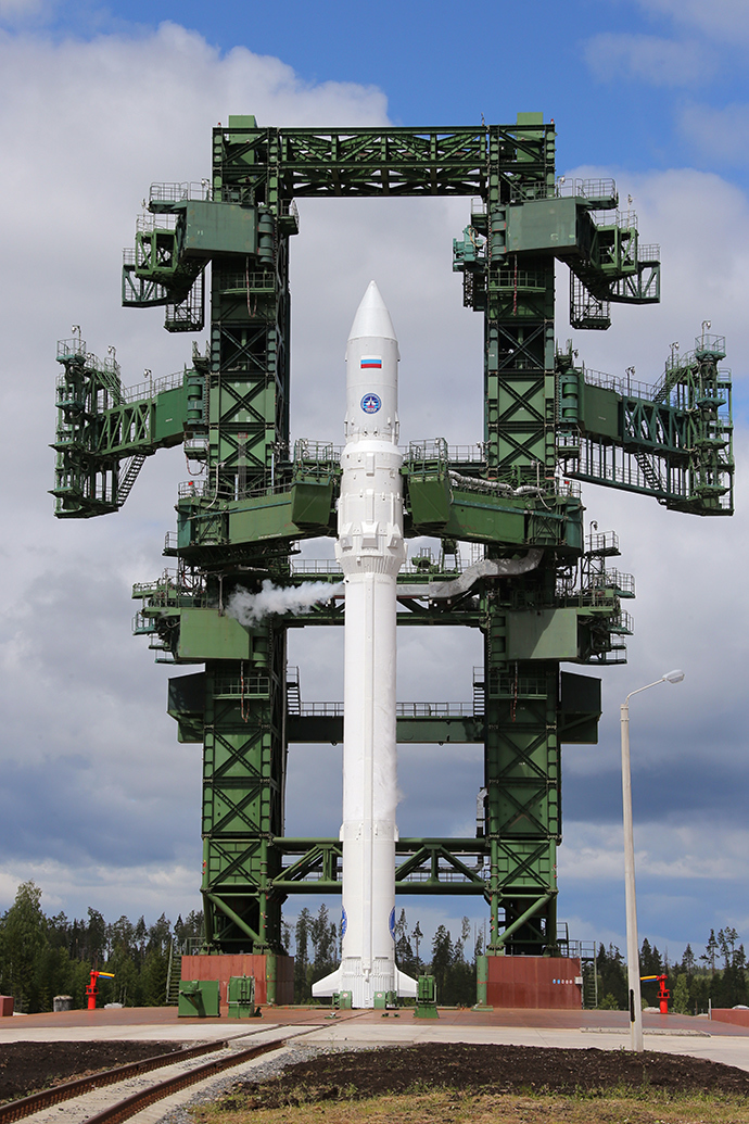 Angara-1.2PP space rocket getting refueled at Russiaâs Plesetsk Cosmodrome (RIA Novosti / Vitaly Belousov)