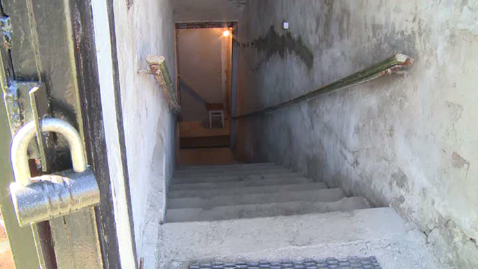 Soviet-era bunkers help Lugansk residents hide from Kiev troop shelling