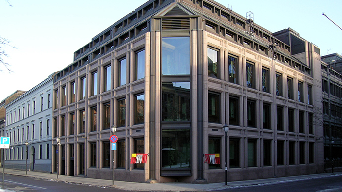Norway banks hit in largest-ever DDoS attack, Anonymous 'takes credit'