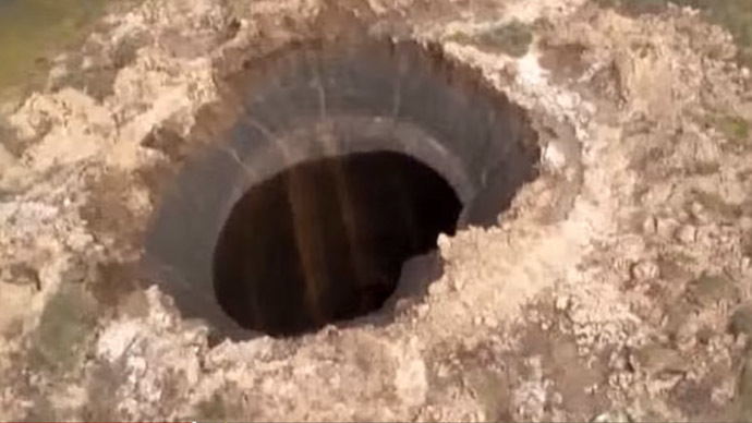 Giant 80m Siberian Crater At 'world’s End' (VIDEO) — RT World News