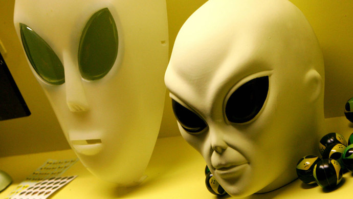10,000yo Indian cave paintings of ‘aliens, spaceship’ puzzle archaeologists
