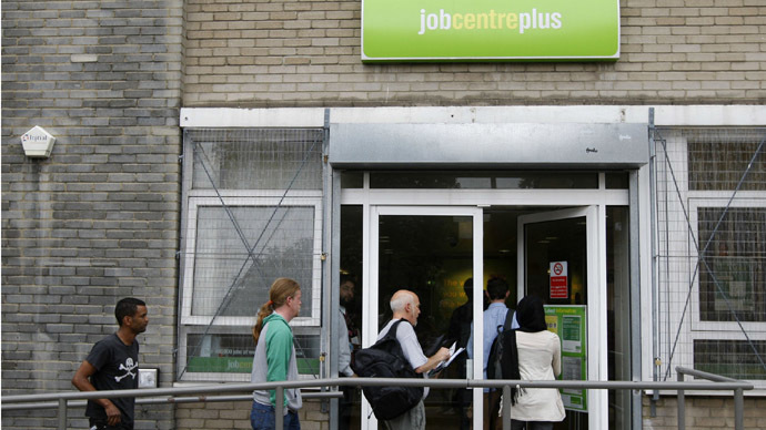 UK salaries lag inflation despite employment recovery, report shows