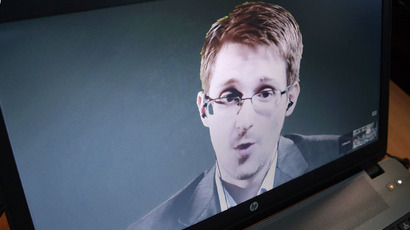 Snowden makes first public appearance, secretly visits Moscow’s Bolshoi theatre