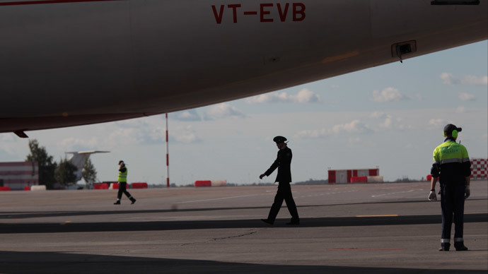 St. Petersburg Pulkovo Airport evacuated over bomb threat
