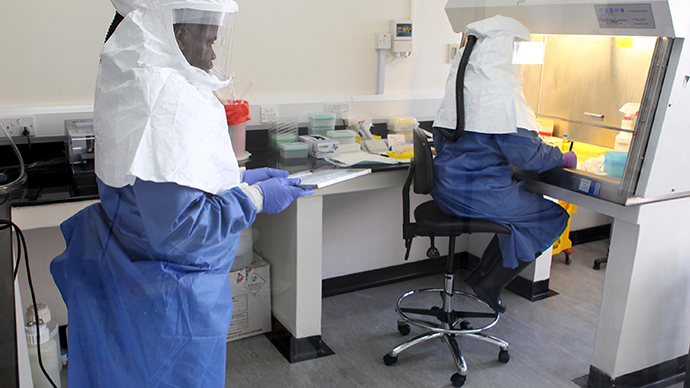 UK faces possible Ebola outbreak, Hammond warns