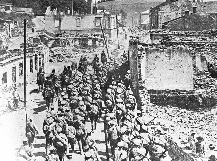Russian troops in Buchacha, June 1916. Brusilov Offensive, May-July 1916. South-Western Front. WWI (1914-1918). State History Museum. Photo reproduction. (RIA Novosti / Yuri Kaplun)