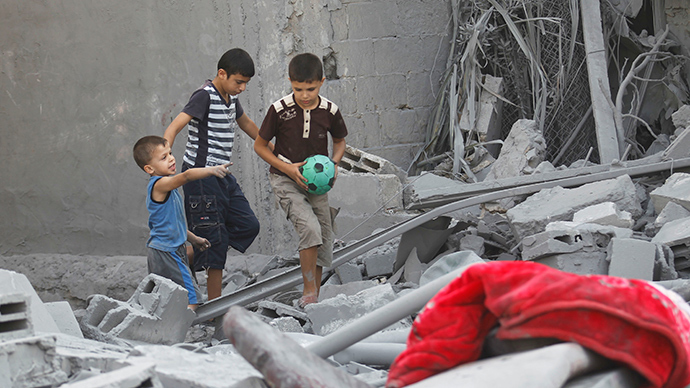 Pic of Gaza 6yo dressed up as journalist takes Twitter by storm