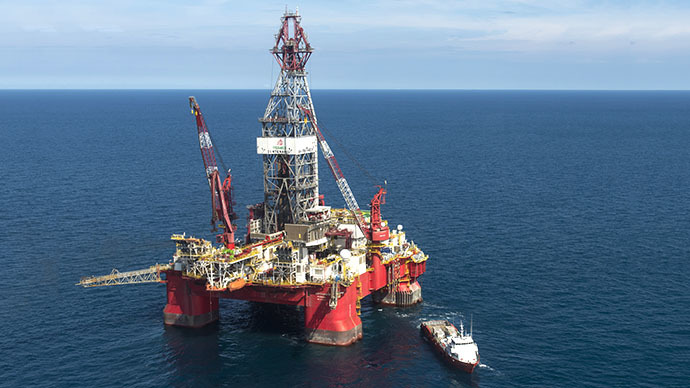Mexico signs energy reform into law ending 76yr monopoly