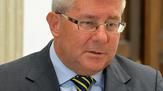 Polish MEP urges Europe to stop Russian ruble trading