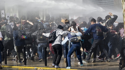 Brutal charge: Swedish horse police trample anti-Nazi rally (GRAPHIC VIDEO)