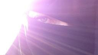 British ex-boxing champion Anthony Small defends ISIS beheadings