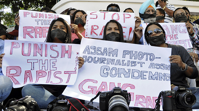 Two girls hung from tree on same rope after suspected rape in India