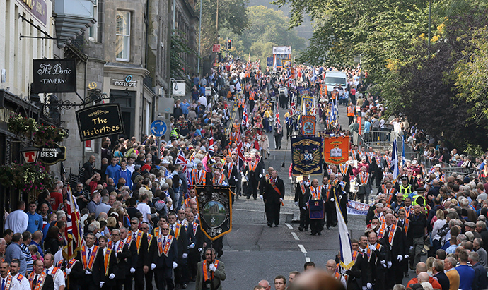 Members of the Orange Order march during a pro-Union rally in Edinburgh, Scotland September 13, 2014 (Reuters / Paul Hackett)