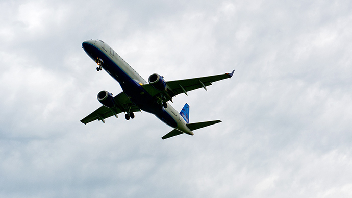 ​Passenger kicked off flight after live-tweeting pilot’s sobriety test