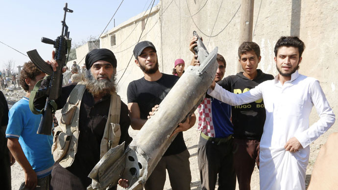 On the ISIS front line with RT's correspondents