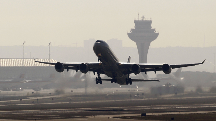 Emergency in Madrid airport over patient with Ebola symptoms on flight from Paris