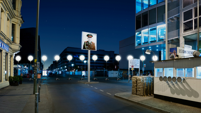 The Border of Lights display (Photo: christopherbauder.com)