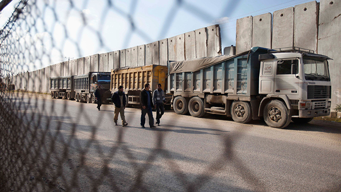 Gaza cut off: Israel closes border crossings indefinitely