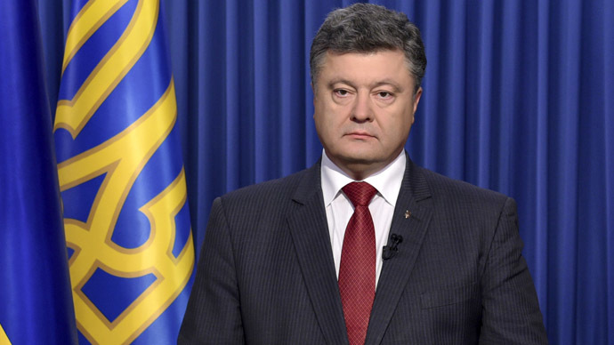 Poroshenko considers canceling law on special local governance of Donbass